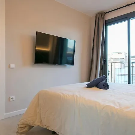 Your Home- Camp Nou 2a Apartment *